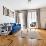 Kazinczy Central Modern Cosy